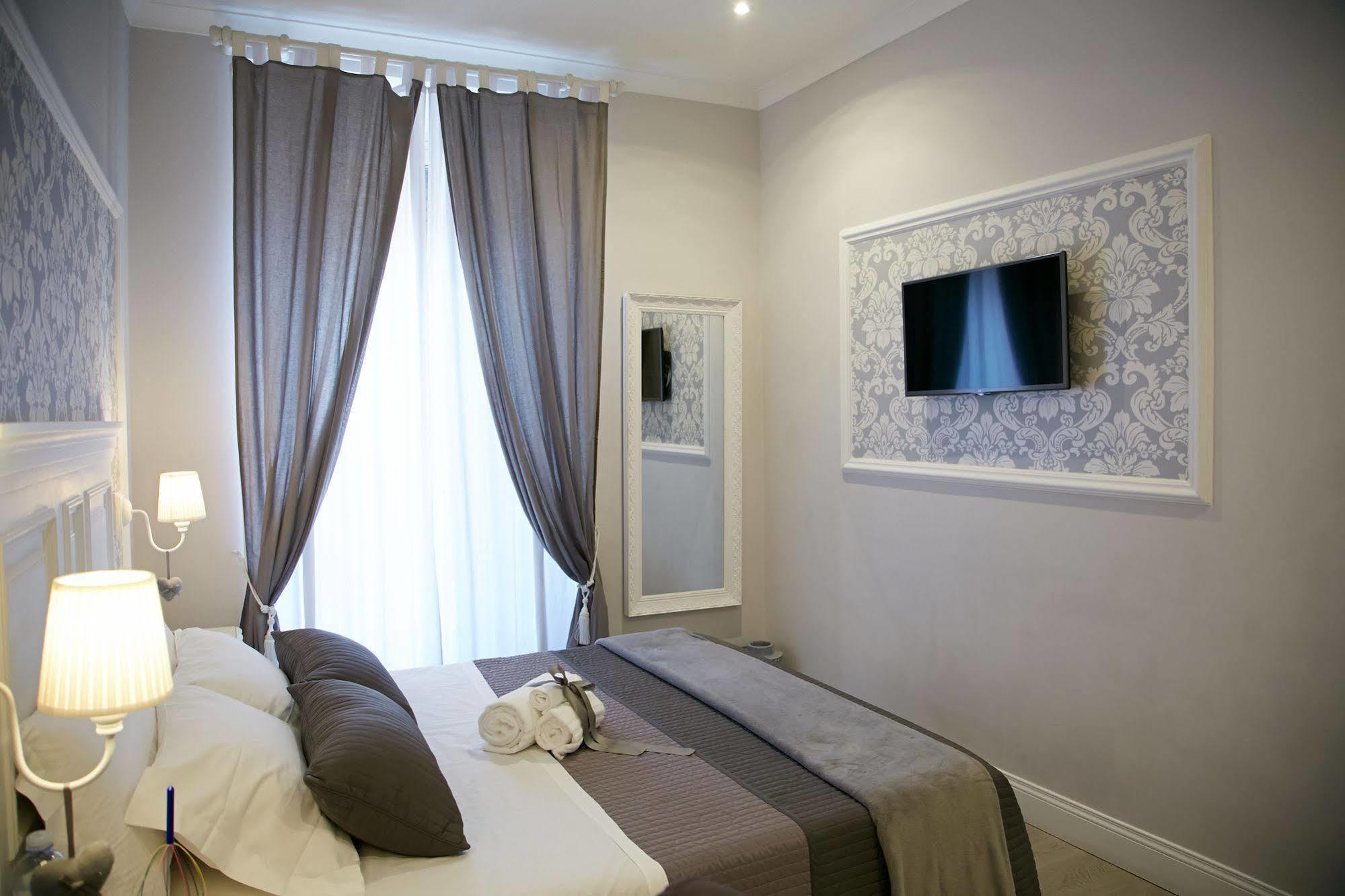 Charme & Chic Bed & Breakfast Roma Ngoại thất bức ảnh