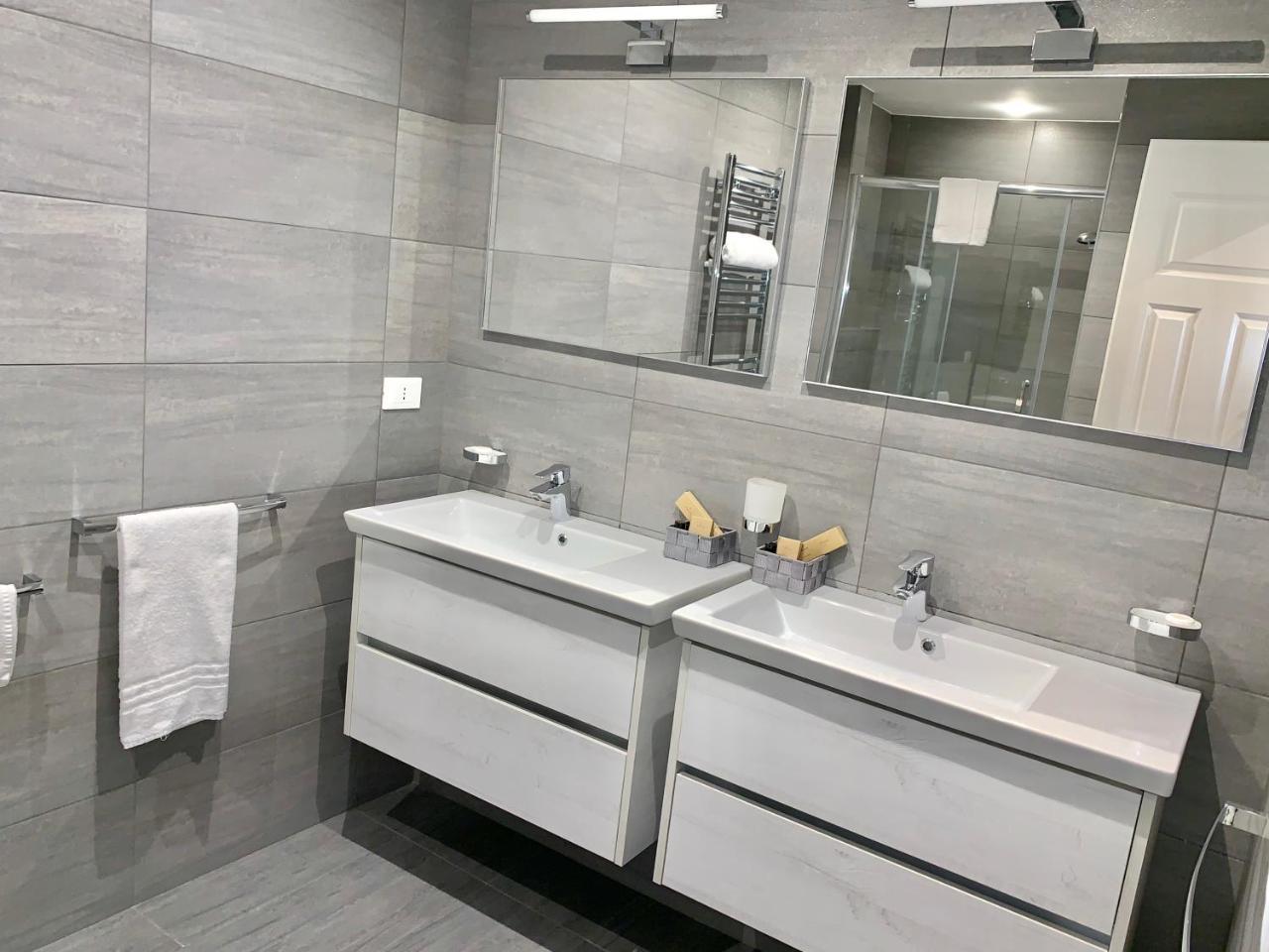 Charme & Chic Bed & Breakfast Roma Ngoại thất bức ảnh